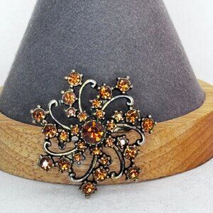 Midcentury Flower Brooch